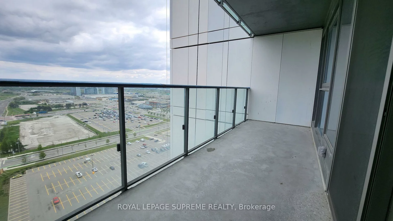 7890, Jane, Vaughan Corporate Centre, Vaughan