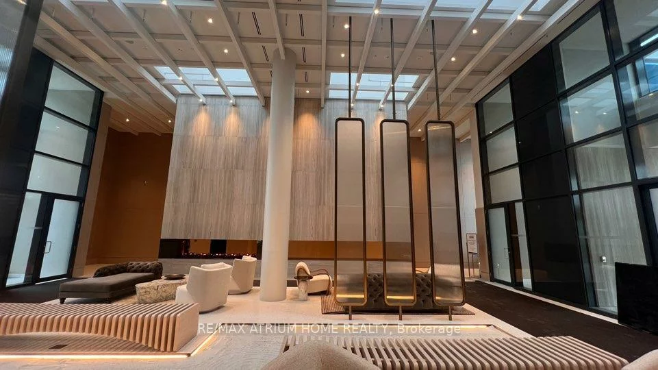 195, Commerce, Vaughan Corporate Centre, Vaughan