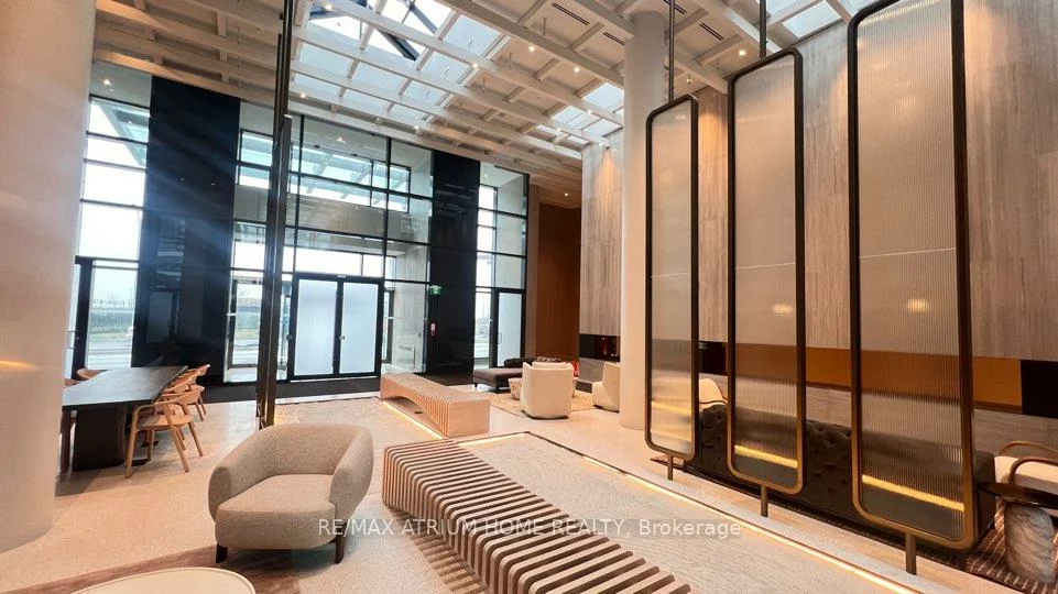 195, Commerce, Vaughan Corporate Centre, Vaughan