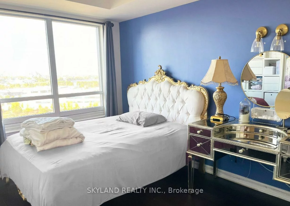 9255, Jane, Maple, Vaughan