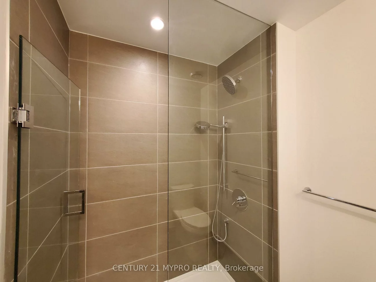 5, Buttermill, Vaughan Corporate Centre, Vaughan