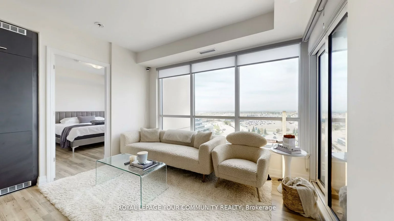 9075, Jane, Concord, Vaughan