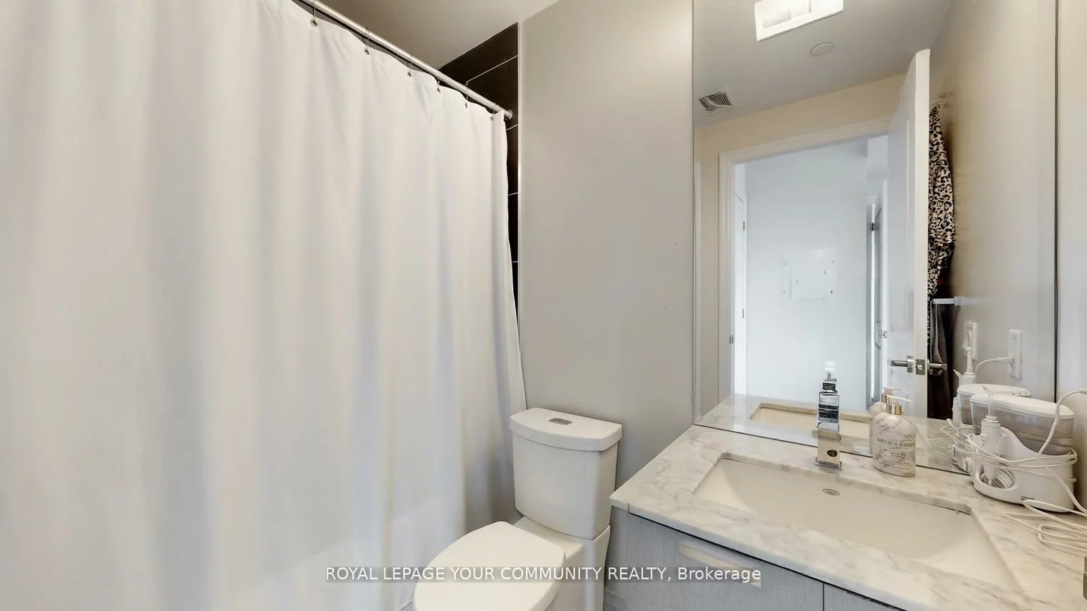 9075, Jane, Concord, Vaughan