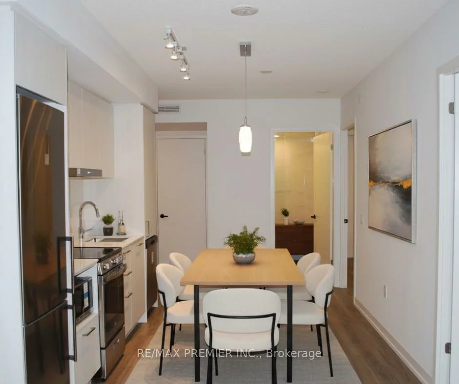 195, Commerce, Vaughan Corporate Centre, Vaughan