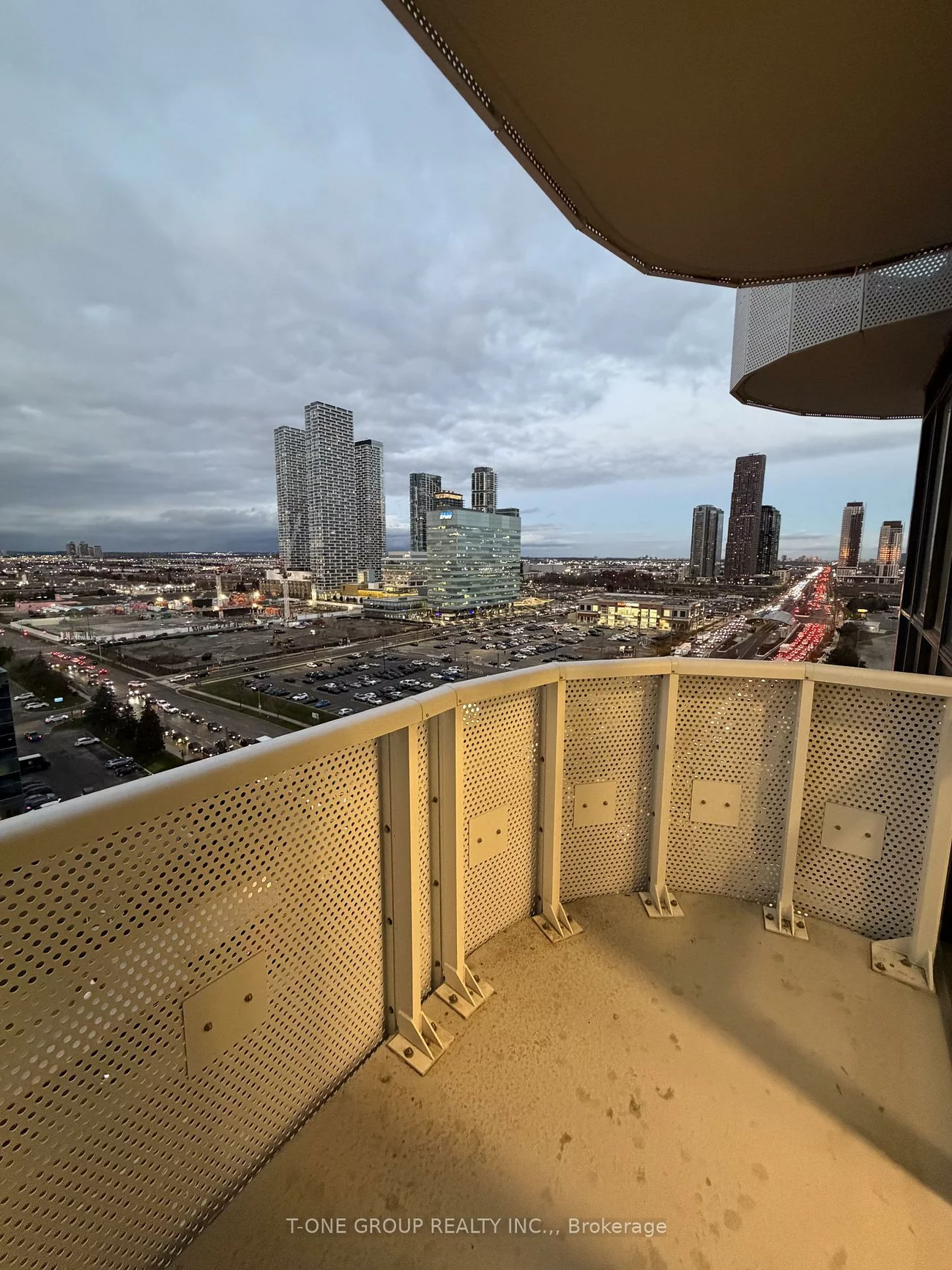 8, Interchange, Vaughan Corporate Centre, Vaughan