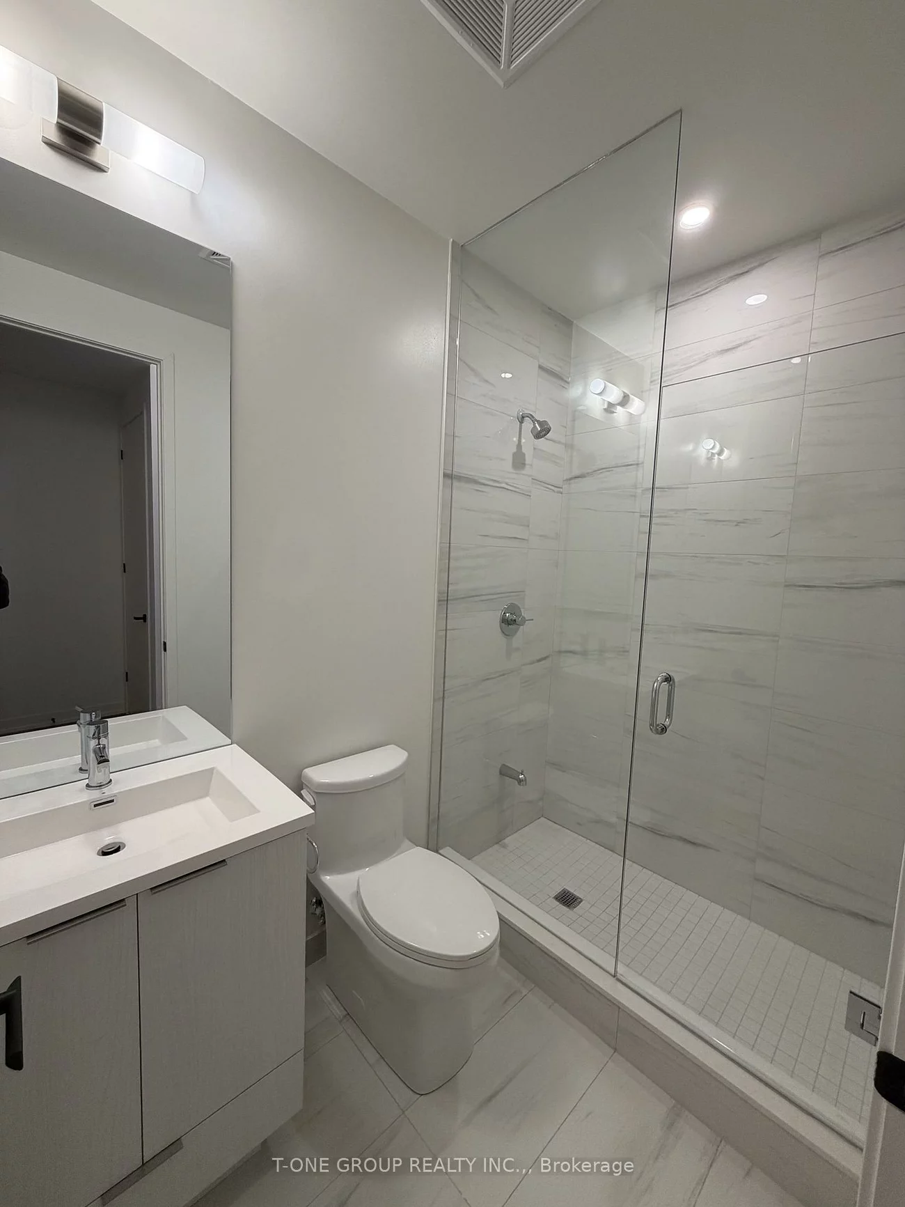 8, Interchange, Vaughan Corporate Centre, Vaughan