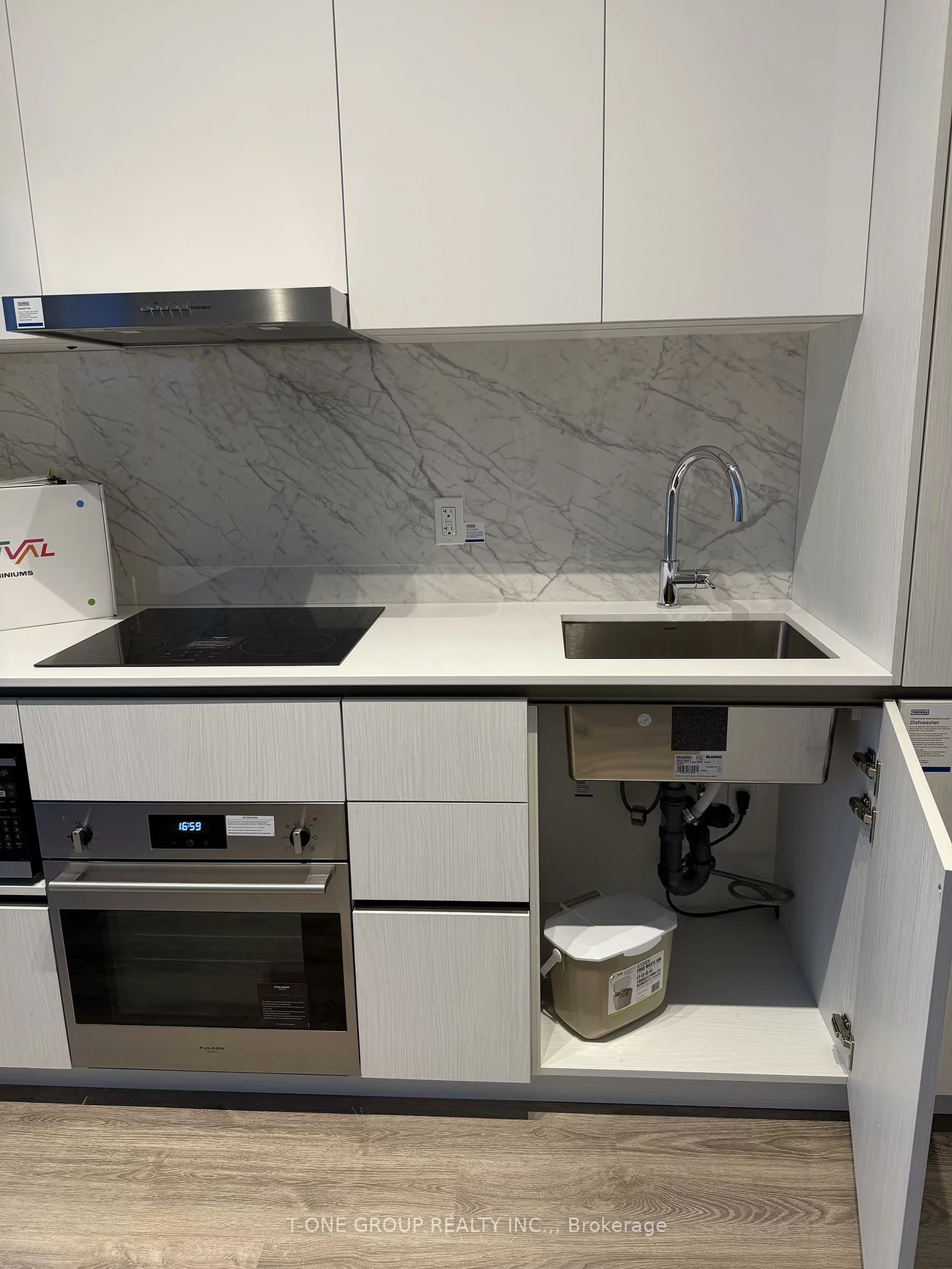 8, Interchange, Vaughan Corporate Centre, Vaughan