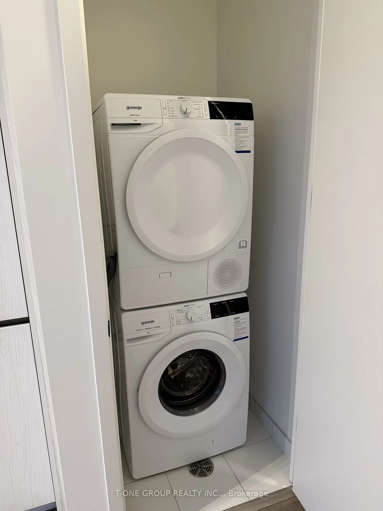 8, Interchange, Vaughan Corporate Centre, Vaughan