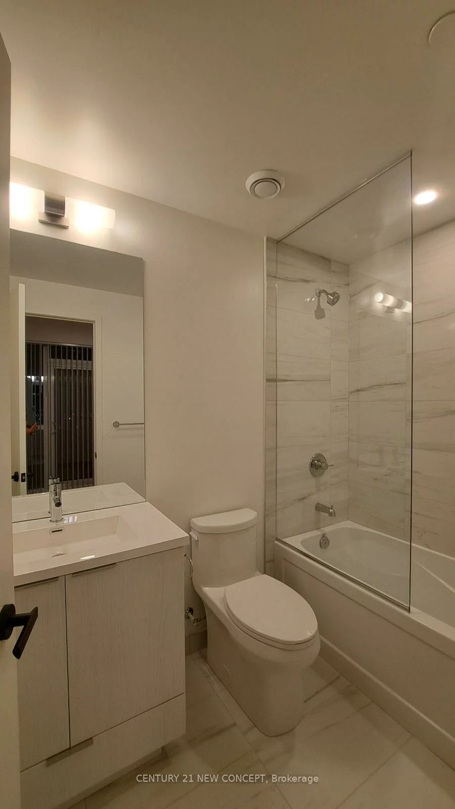 8, Interchange, Vaughan Corporate Centre, Vaughan