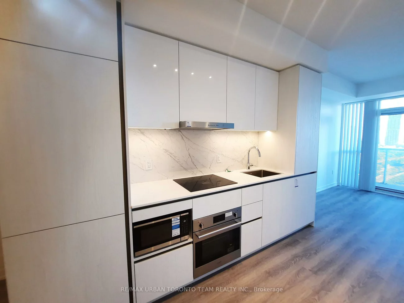 8, Interchange, Vaughan Corporate Centre, Vaughan