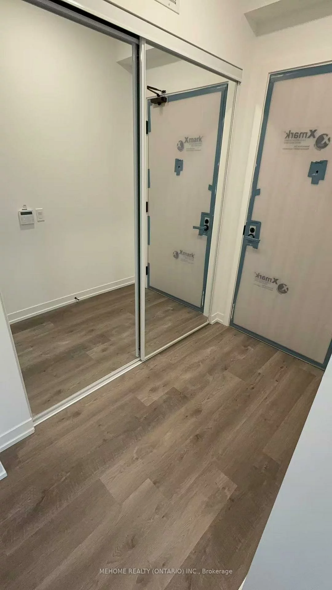 8, Interchange, Vaughan Corporate Centre, Vaughan