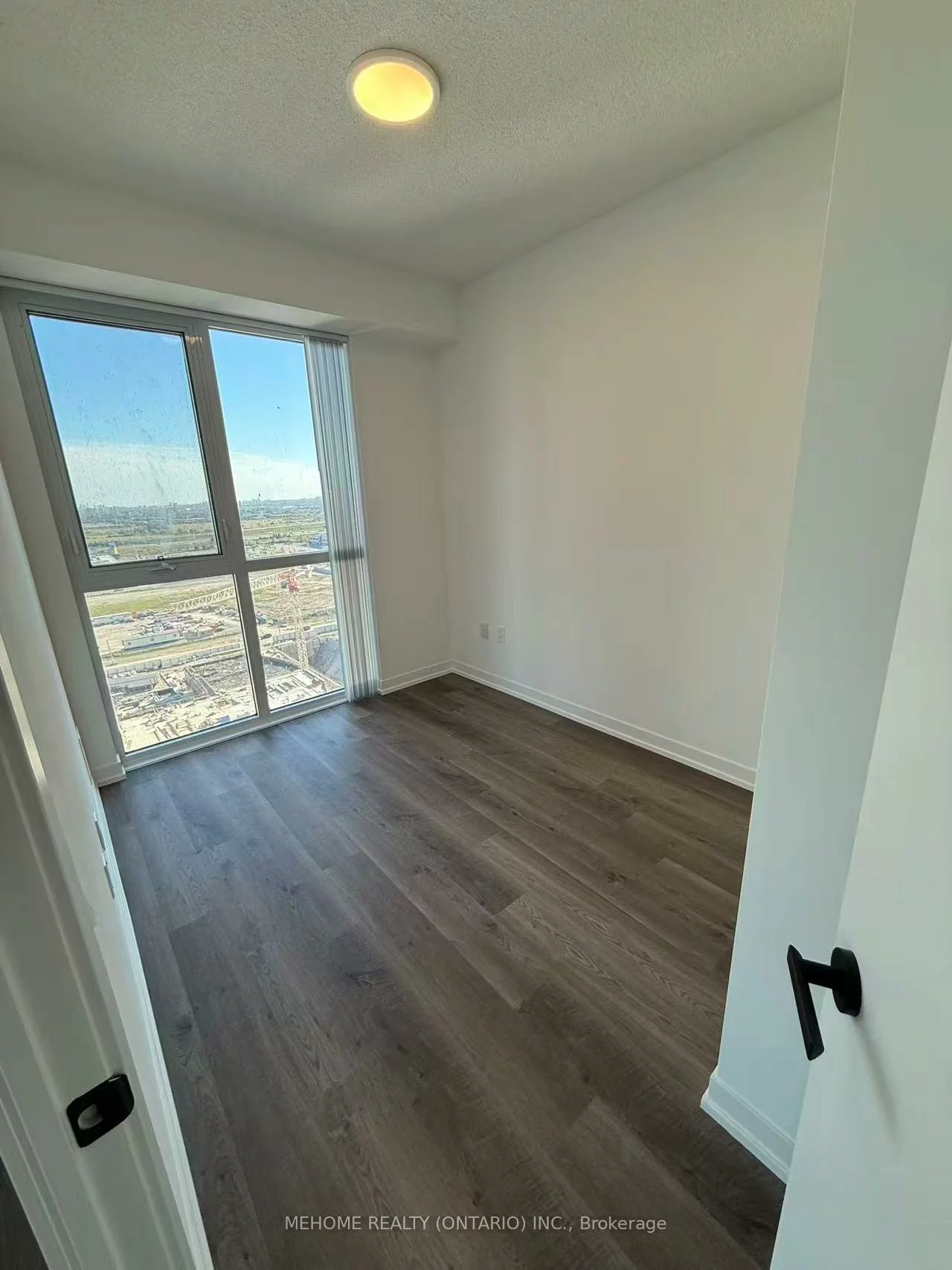 8, Interchange, Vaughan Corporate Centre, Vaughan