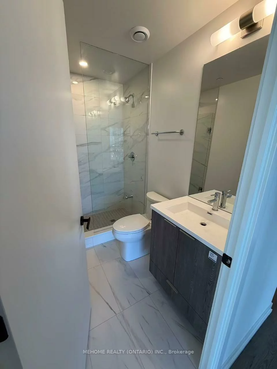 8, Interchange, Vaughan Corporate Centre, Vaughan