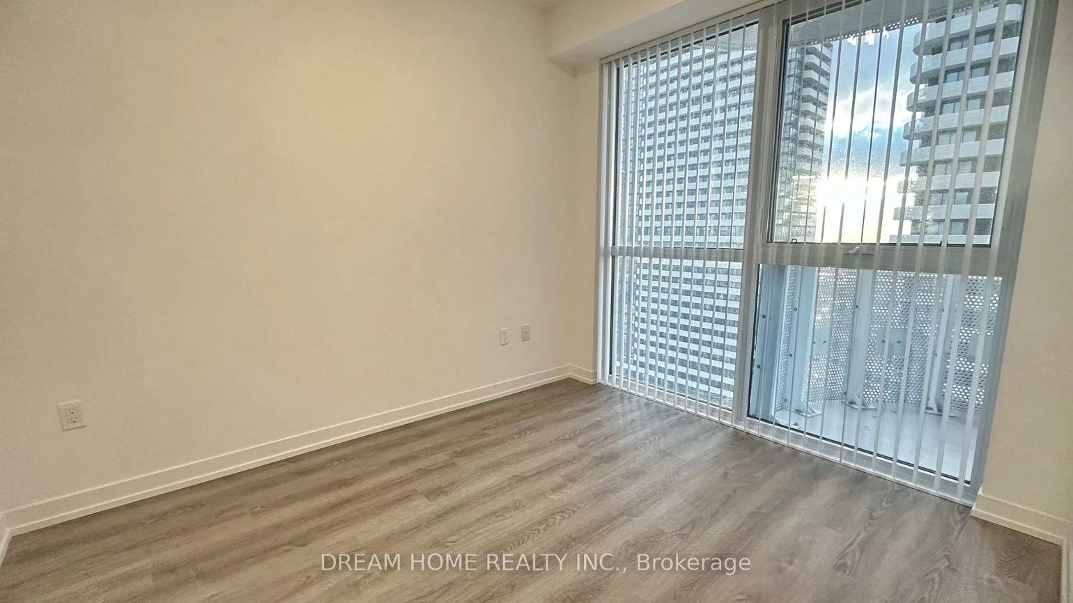 8, Interchange, Vaughan Corporate Centre, Vaughan