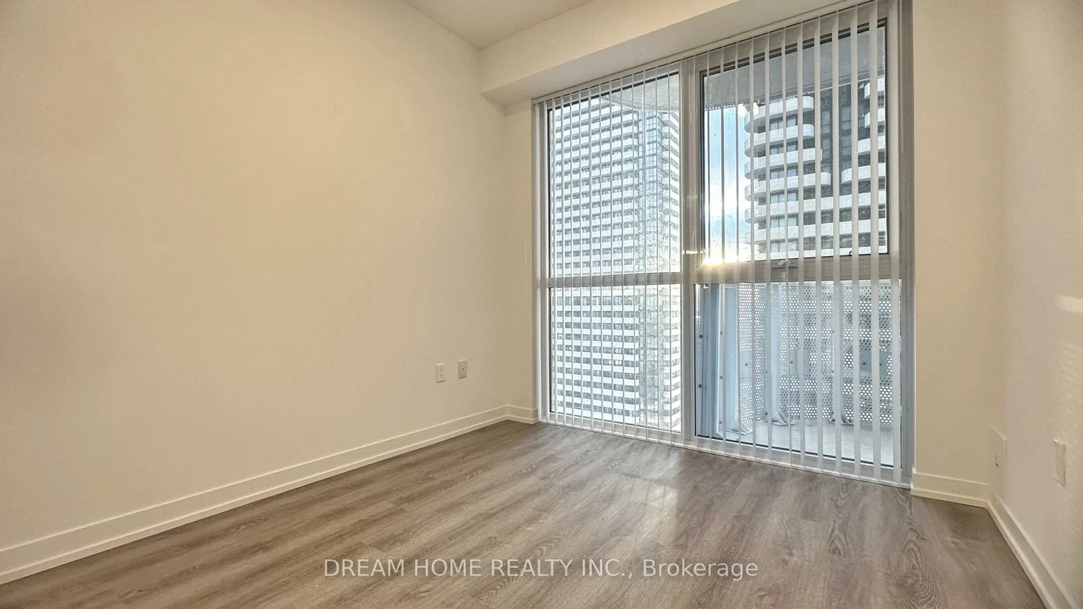 8, Interchange, Vaughan Corporate Centre, Vaughan