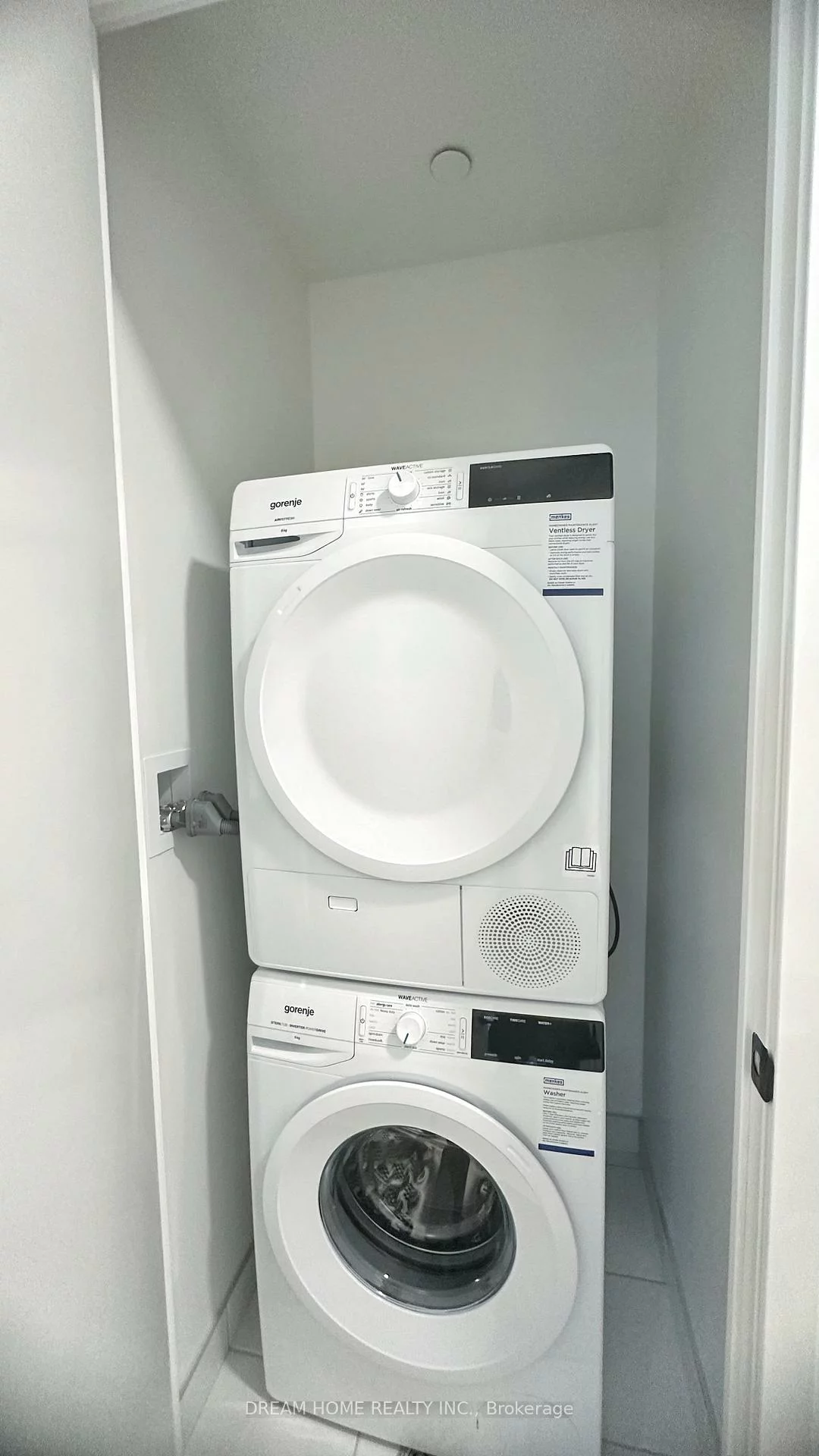 8, Interchange, Vaughan Corporate Centre, Vaughan