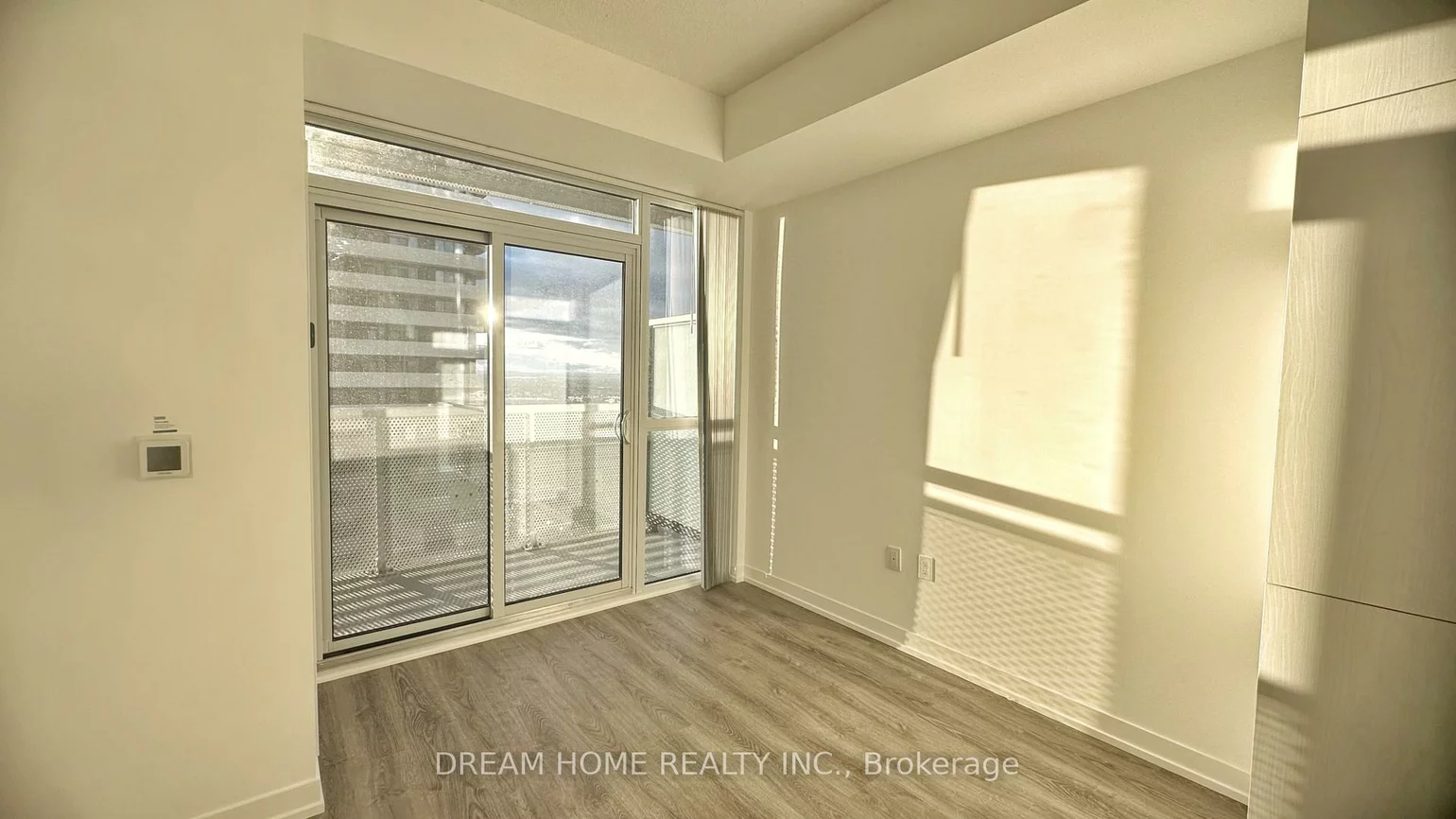 8, Interchange, Vaughan Corporate Centre, Vaughan