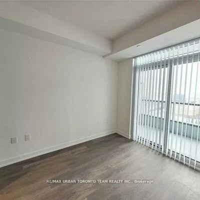 10, Honeycrisp, Vaughan Corporate Centre, Vaughan