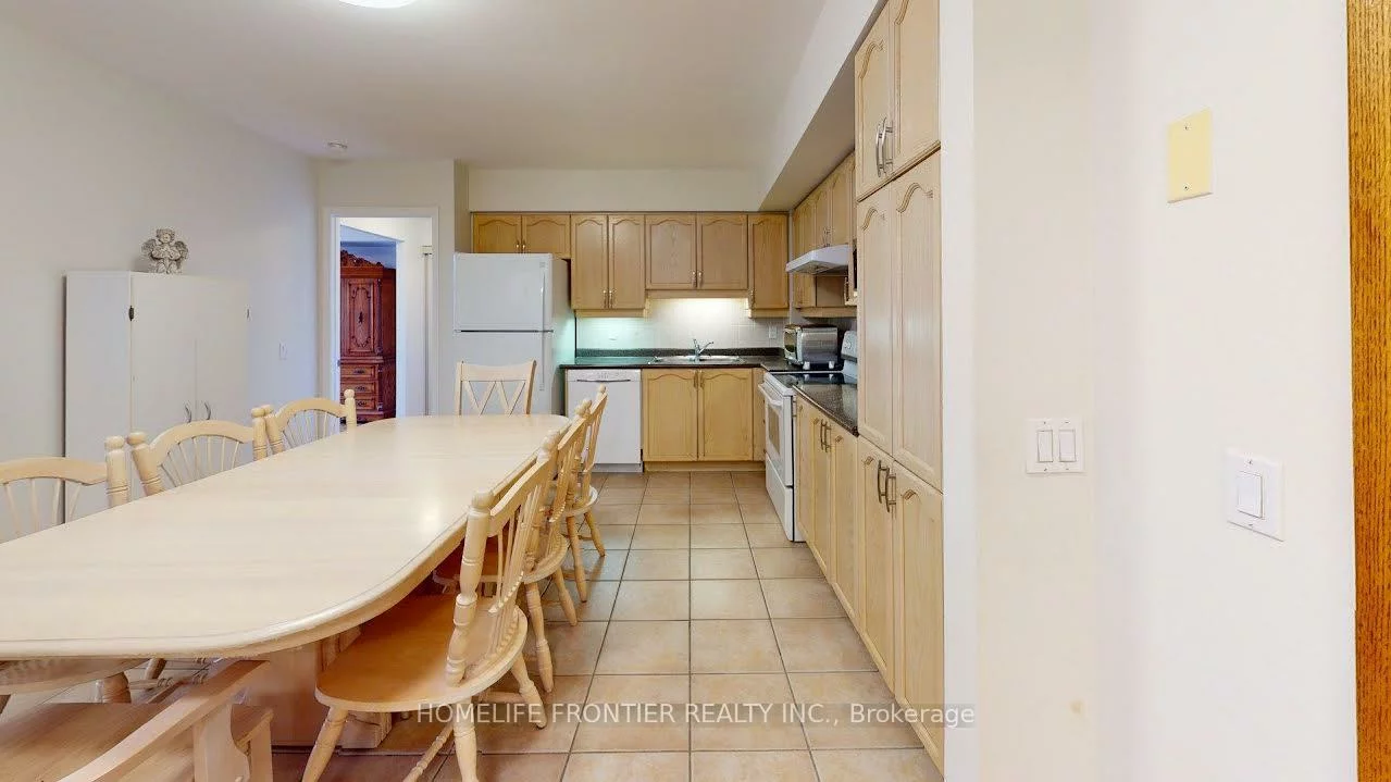 2502, Rutherford, Maple, Vaughan