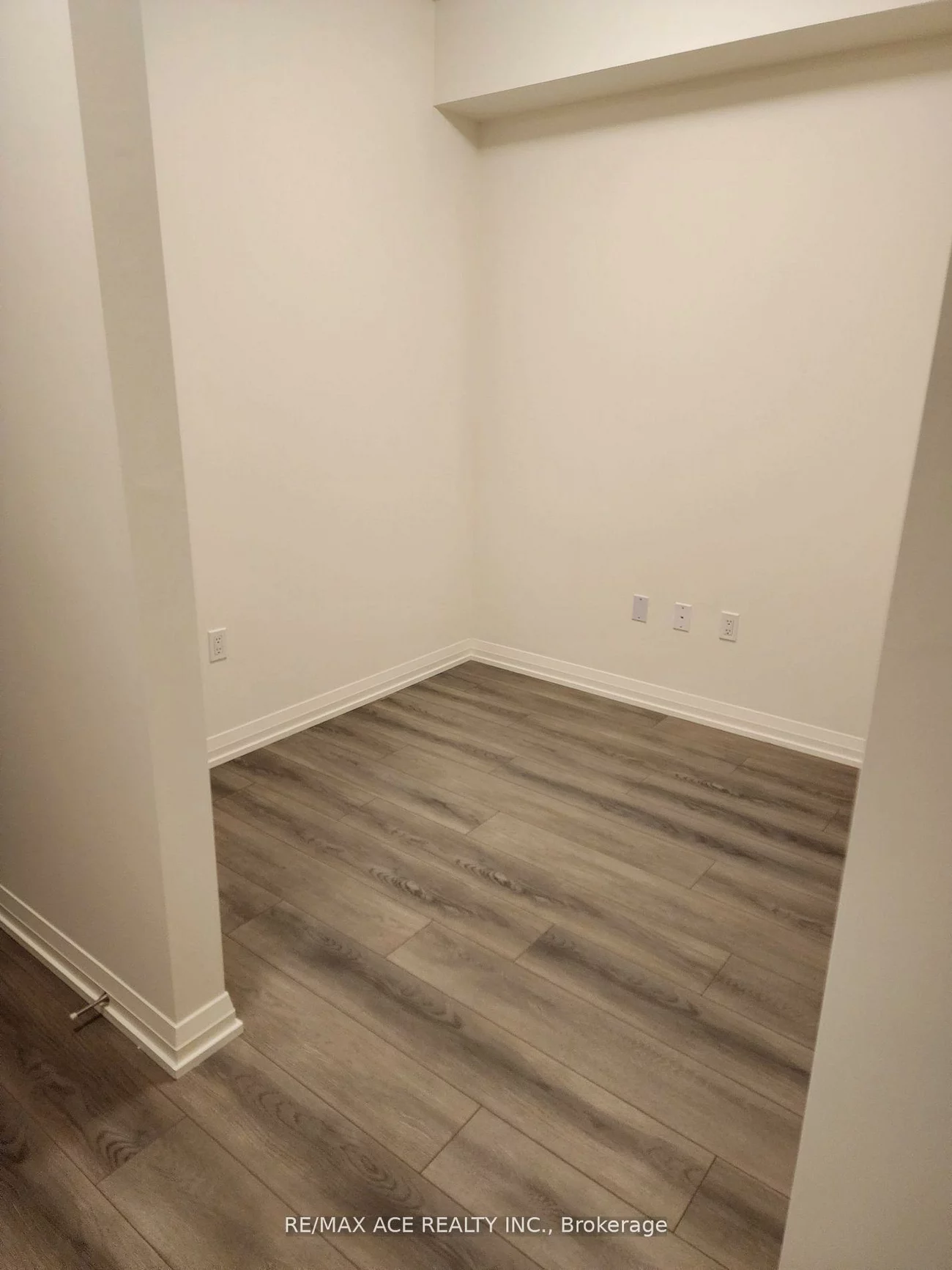 9000, Jane, Vellore Village, Vaughan