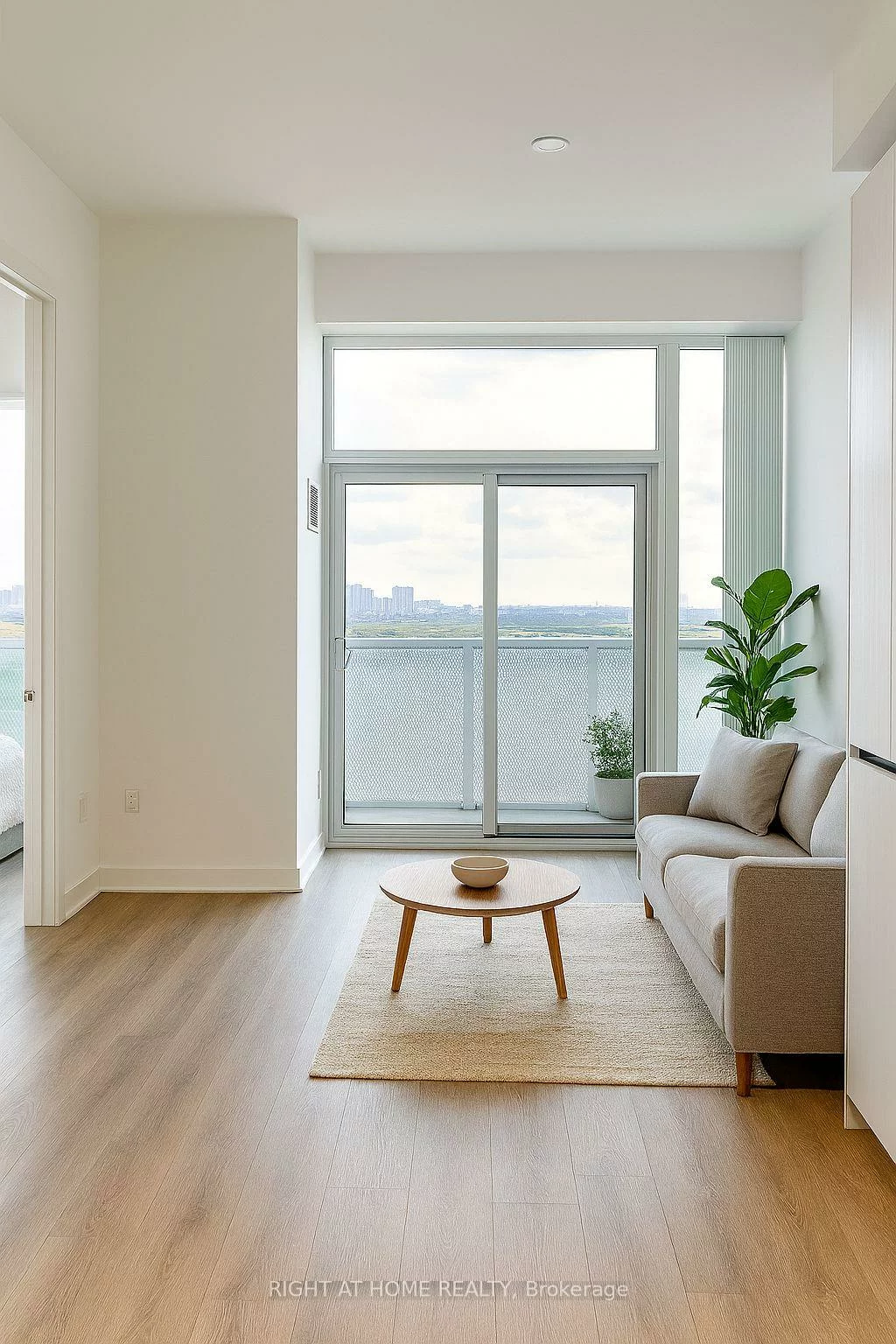 8, Interchange, Vaughan Corporate Centre, Vaughan