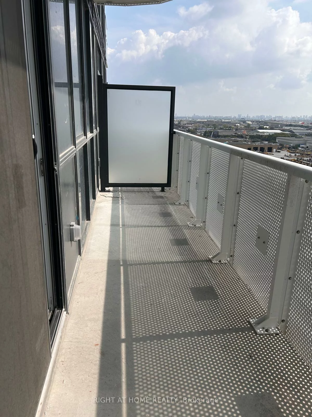 8, Interchange, Vaughan Corporate Centre, Vaughan