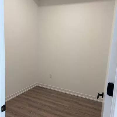 8, Interchange, Vaughan Corporate Centre, Vaughan