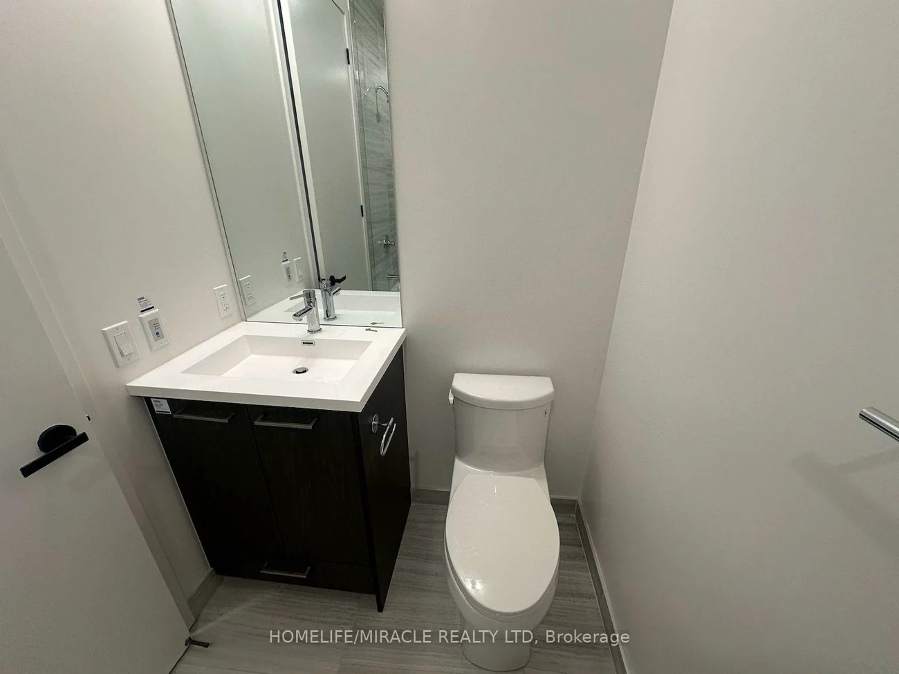 28, Interchange, Vaughan Corporate Centre, Vaughan