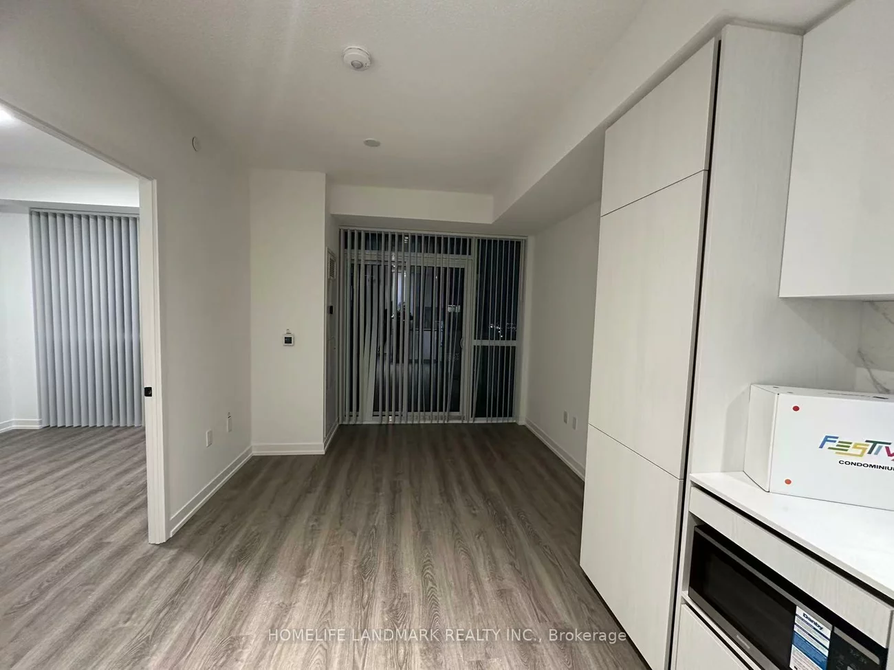 8, Interchange, Vaughan Corporate Centre, Vaughan