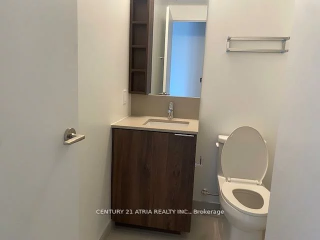 1000, Portage, Vaughan Corporate Centre, Vaughan