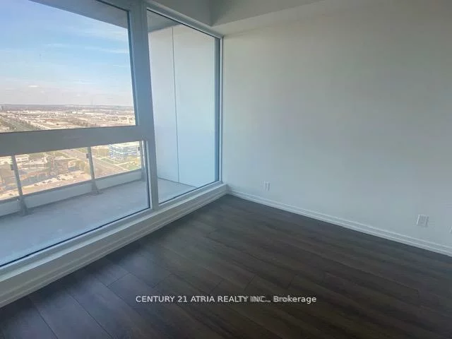 1000, Portage, Vaughan Corporate Centre, Vaughan