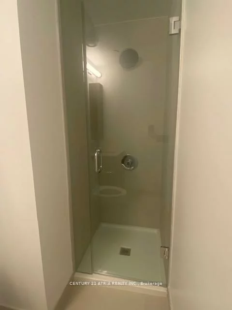 1000, Portage, Vaughan Corporate Centre, Vaughan