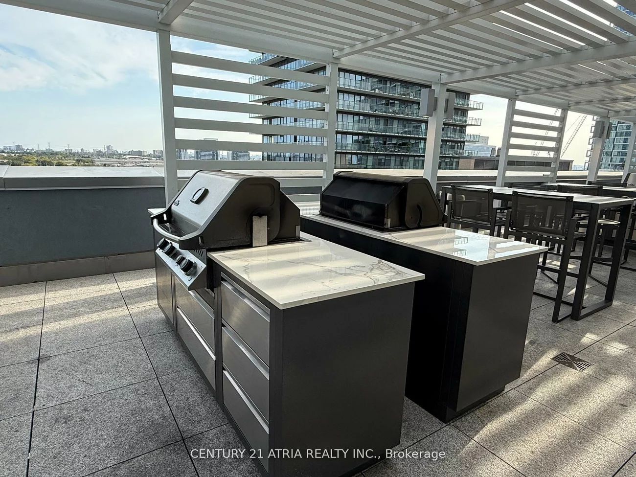 1000, Portage, Vaughan Corporate Centre, Vaughan