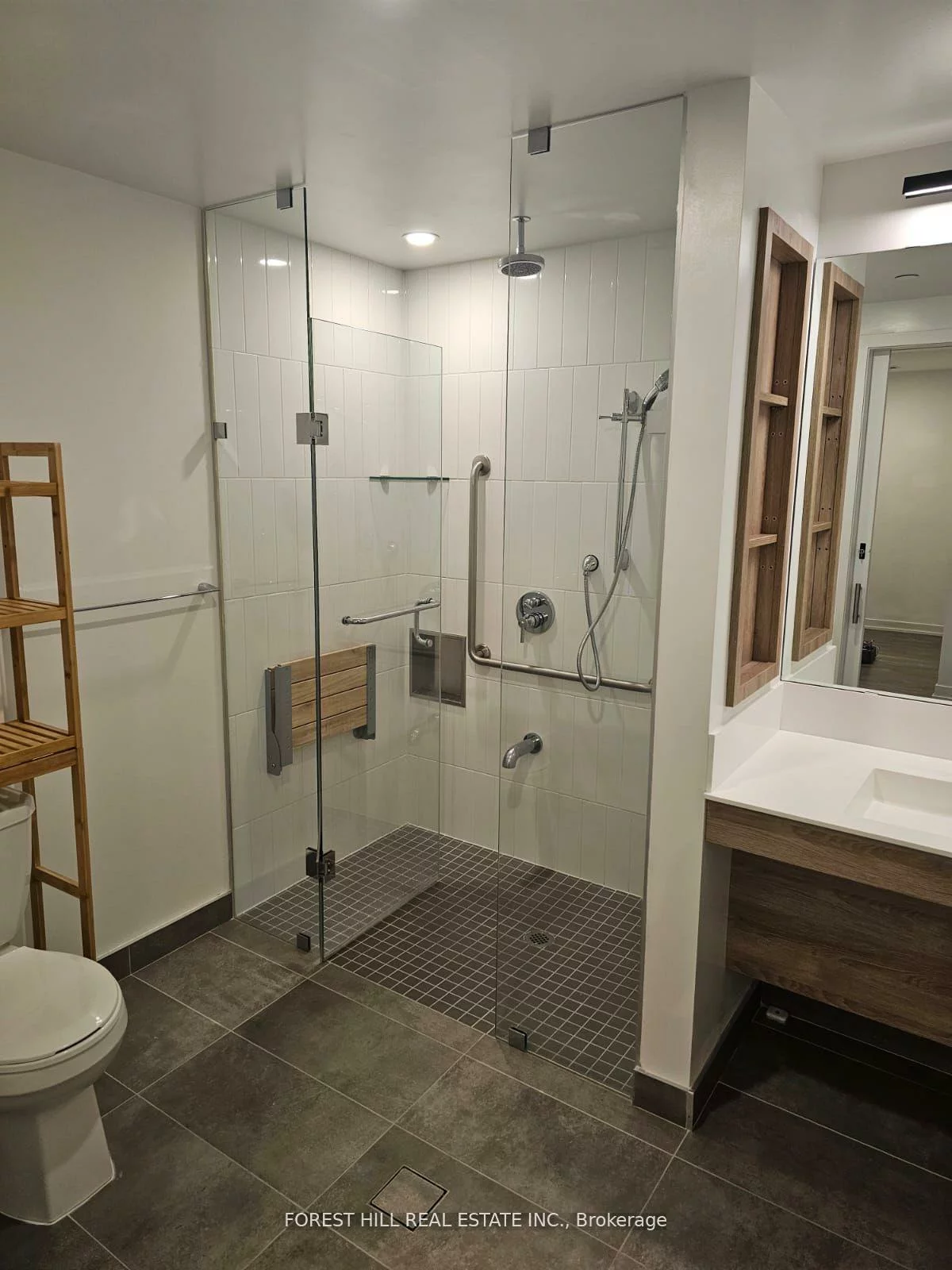 7950, Bathurst, Beverley Glen, Vaughan