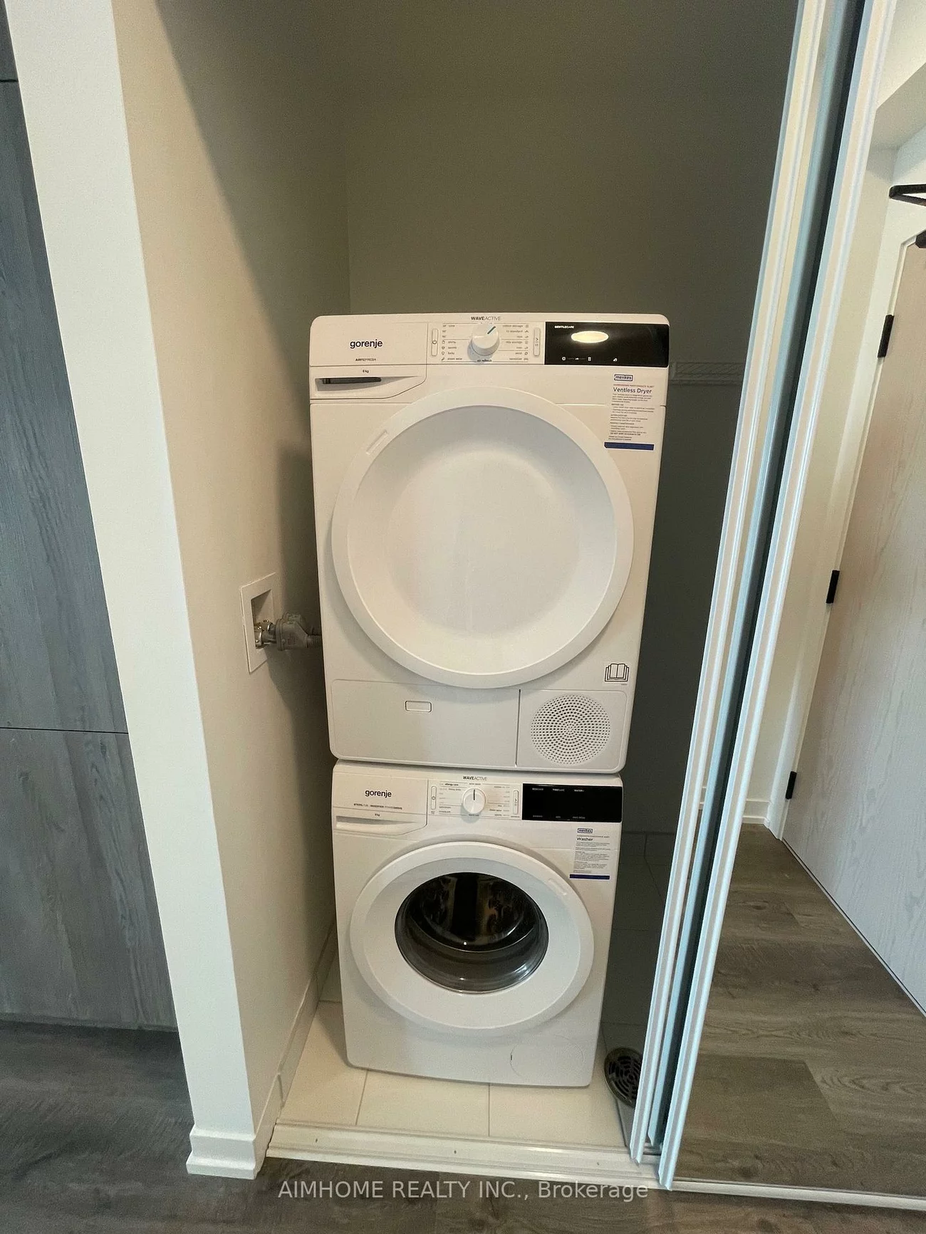 8, Interchange, Vaughan Corporate Centre, Vaughan