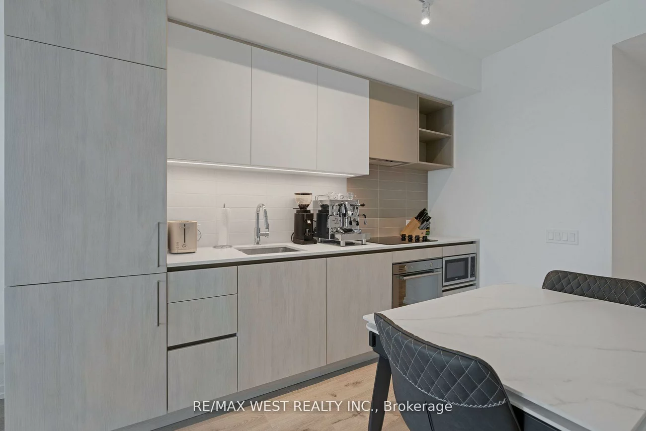 7890, Jane, Vaughan Corporate Centre, Vaughan