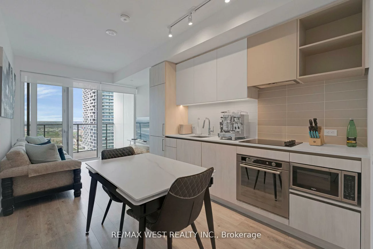 7890, Jane, Vaughan Corporate Centre, Vaughan