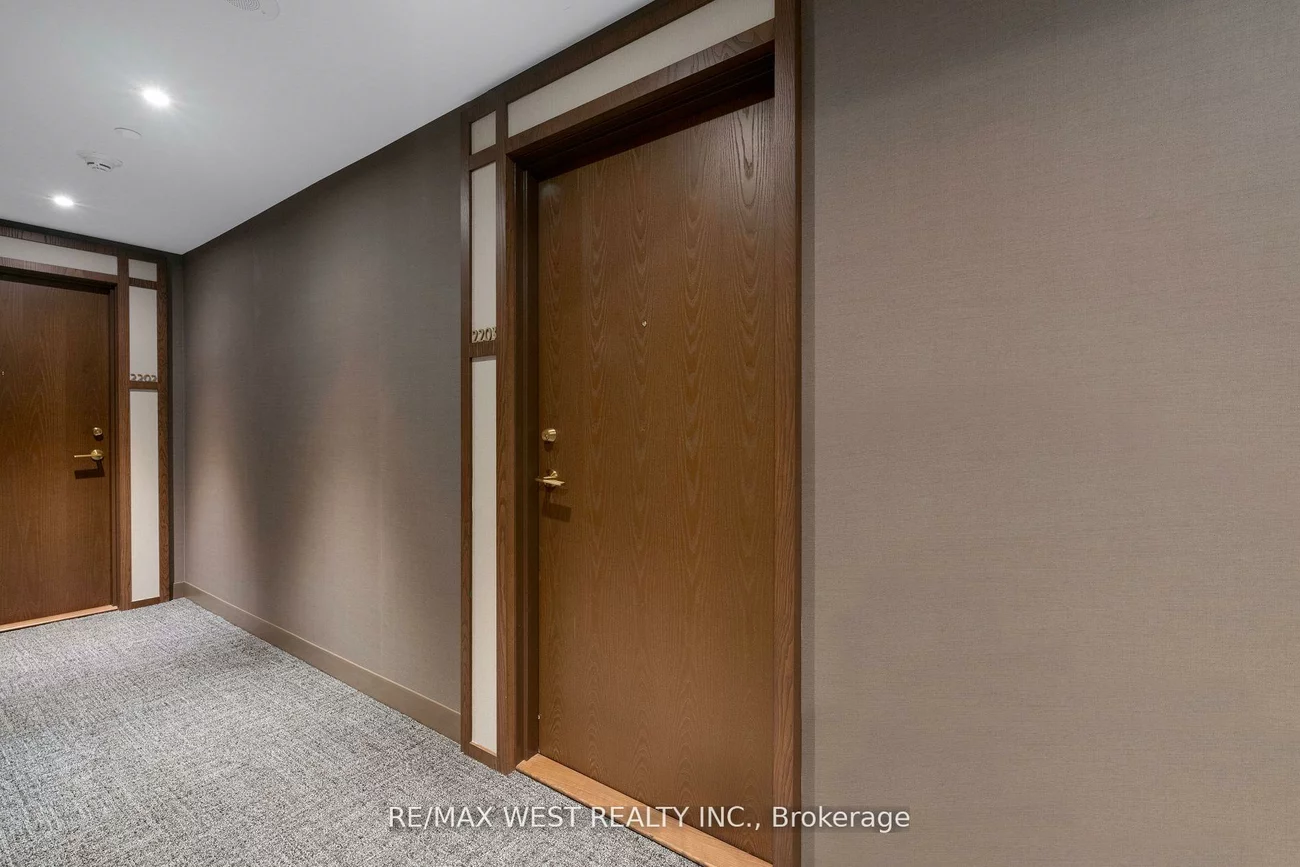 7890, Jane, Vaughan Corporate Centre, Vaughan