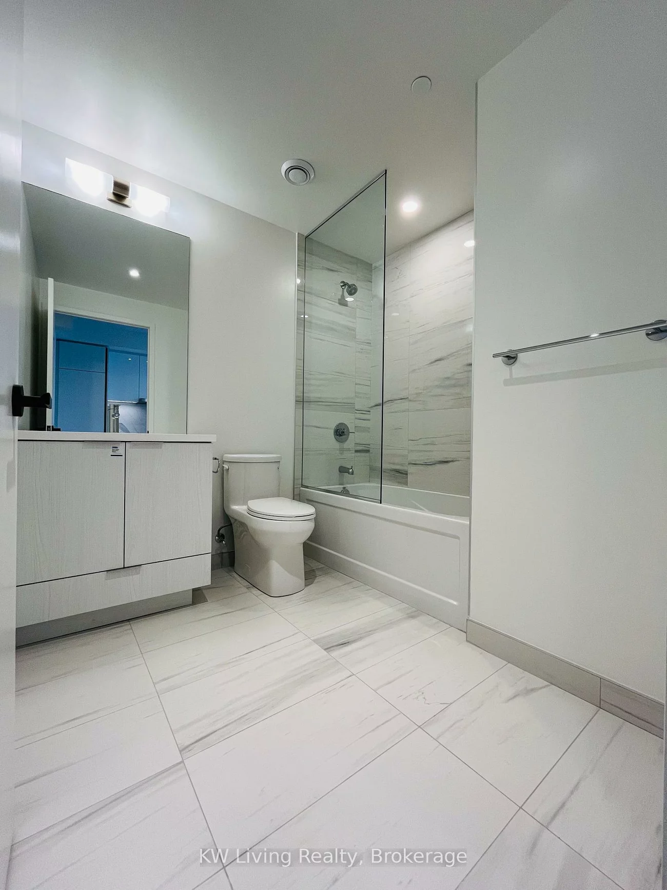 8, Interchange, Vaughan Corporate Centre, Vaughan