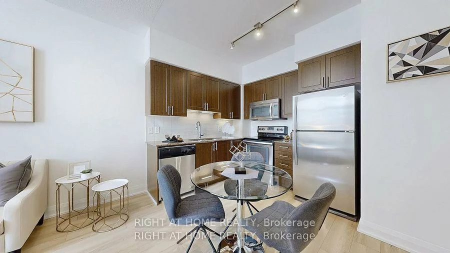 95, North Park, Beverley Glen, Vaughan