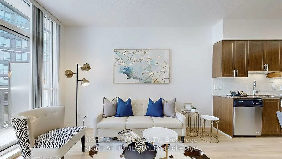 95, North Park, Beverley Glen, Vaughan