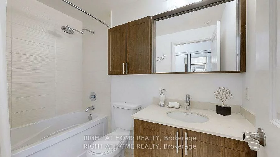 95, North Park, Beverley Glen, Vaughan