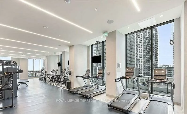 8960, Jane, Concord, Vaughan