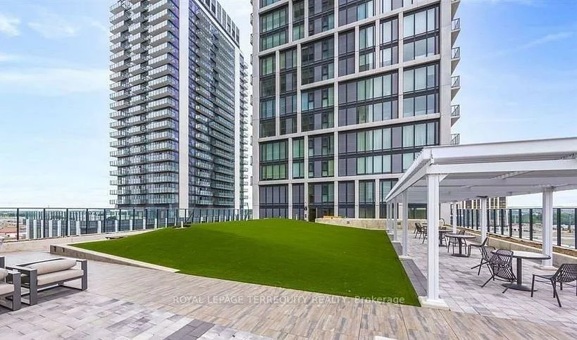 8960, Jane, Concord, Vaughan