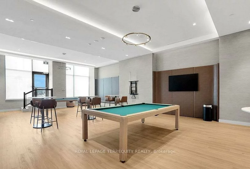 8960, Jane, Concord, Vaughan