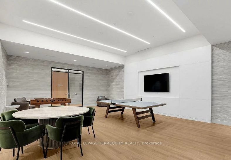 8960, Jane, Concord, Vaughan