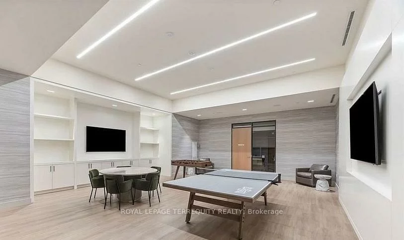 8960, Jane, Concord, Vaughan