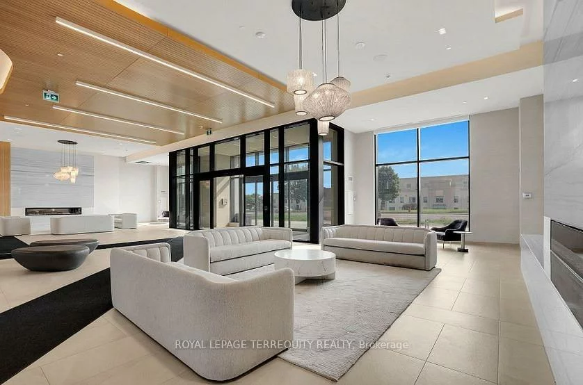 8960, Jane, Concord, Vaughan