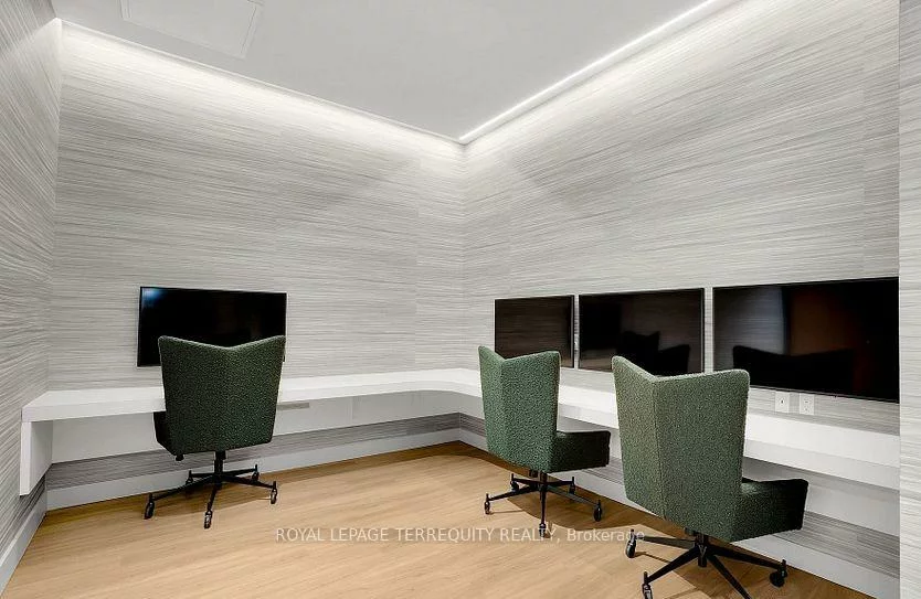 8960, Jane, Concord, Vaughan