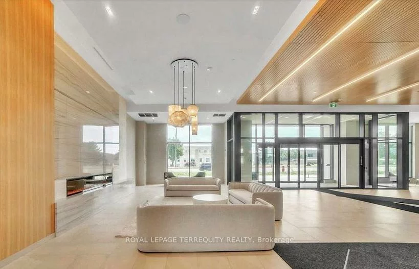 8960, Jane, Concord, Vaughan